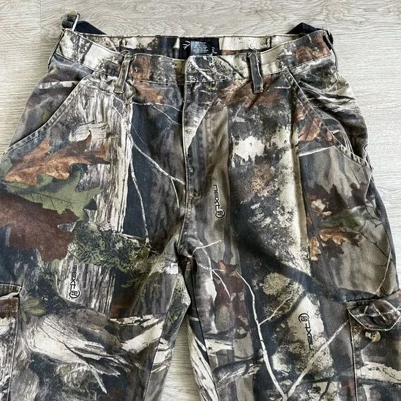 Realtree Camouflage Cargo Pants - Picture 2 of 5